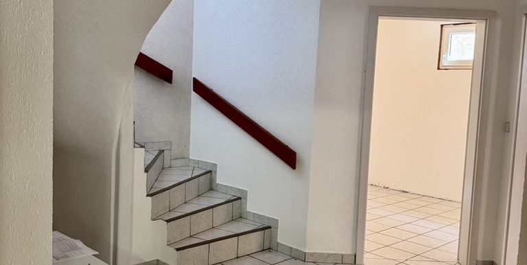Aufgang zu EG
