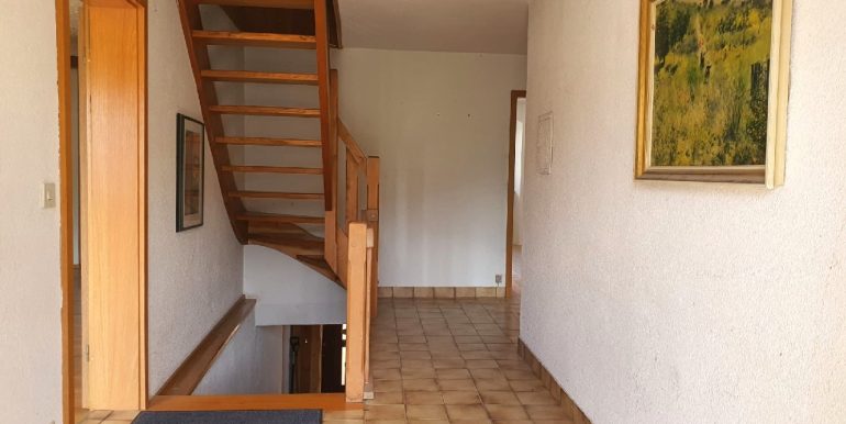 Treppenaufgang und Diele