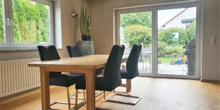 1.OG: Wohnbereich m. Terrassenzugang