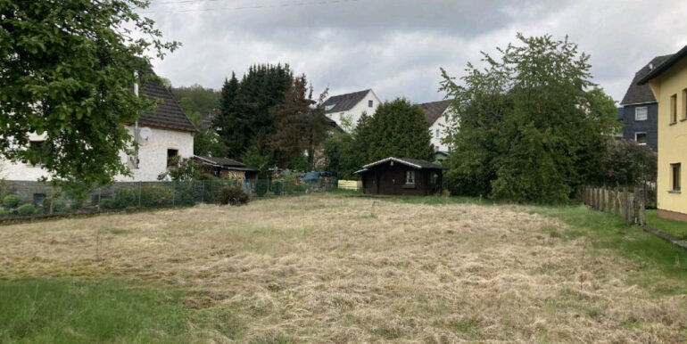 Grundstück