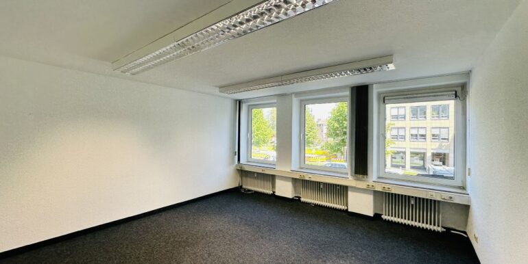 Büro-/Praxisfläche
