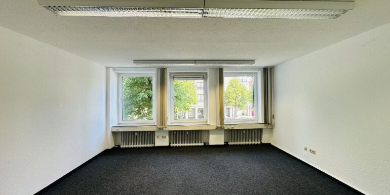 Büro-/Praxisfläche