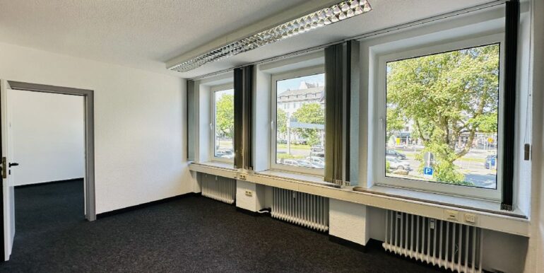 Büro-/Praxisfläche