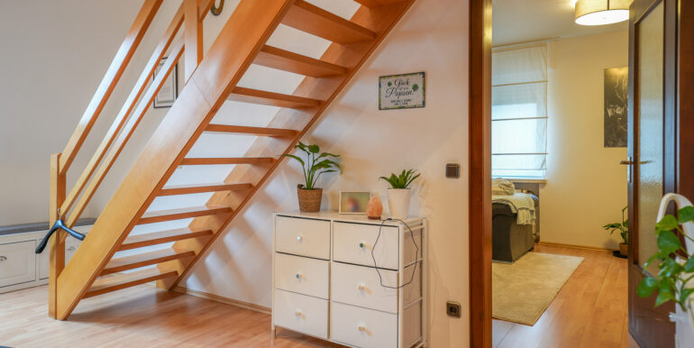 Flur Wohnung DG