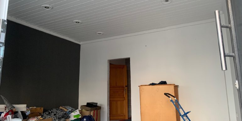 LADEN EG