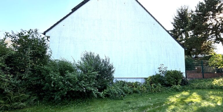 Blick zum Nachbarhaus