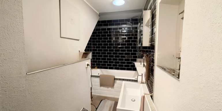 Badezimmer WE2