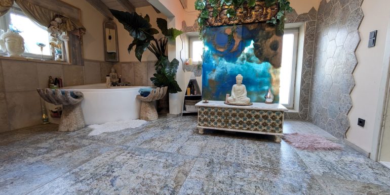 Badezimmer EG
