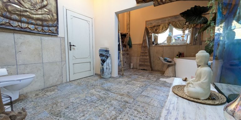 Badezimmer EG