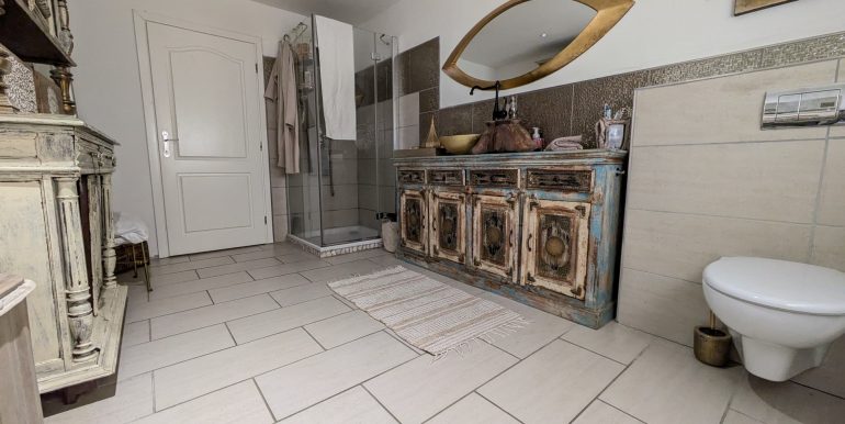 Badezimmer KG