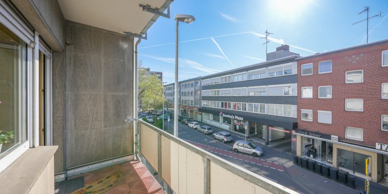 Überdachter Balkon