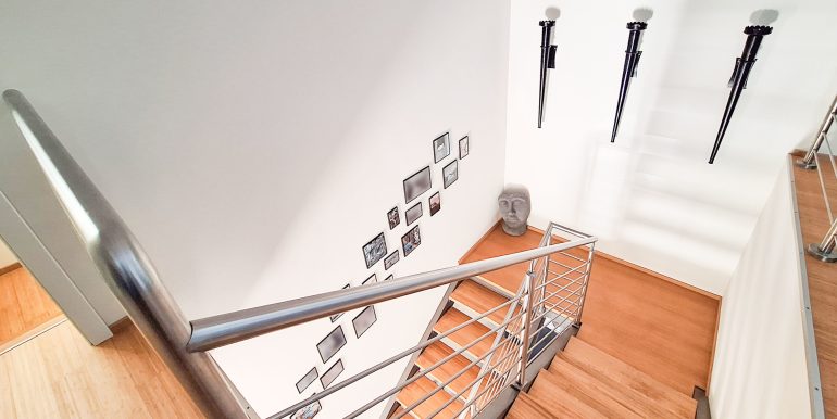 Treppe vom DG ins EG