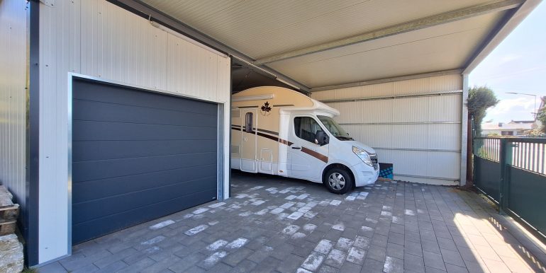 Garage + Carport