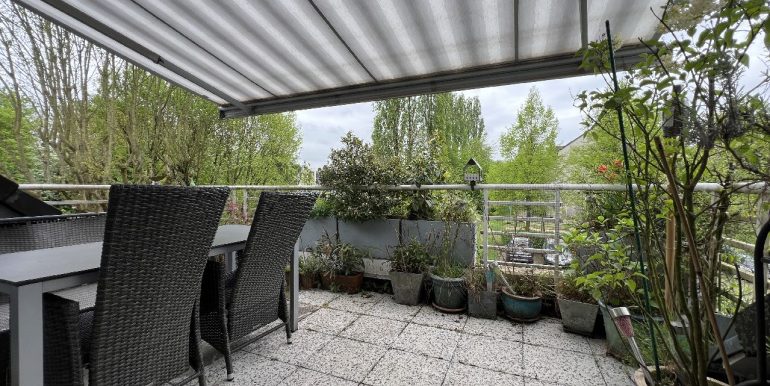 Balkon / Terrasse