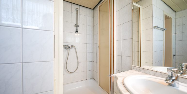 Badezimmer EG