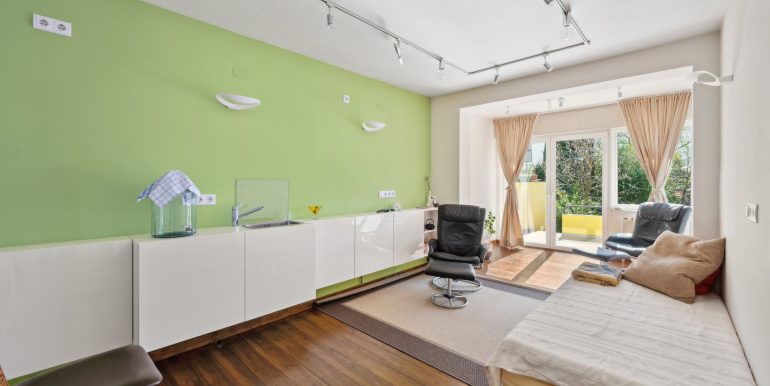 Altbau