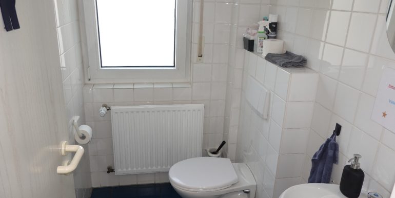 Personal-WC im Windfang