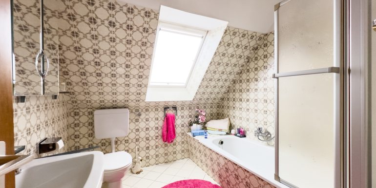 OG Badezimmer