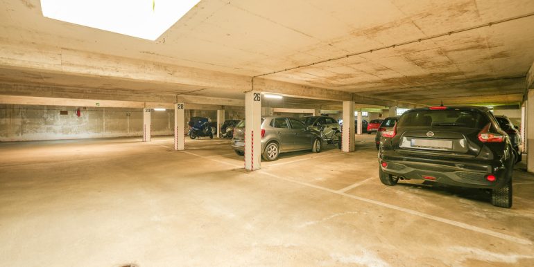 Tiefgaragenstellplatz