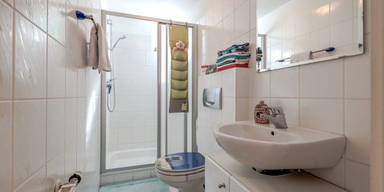 Badezimmer EG