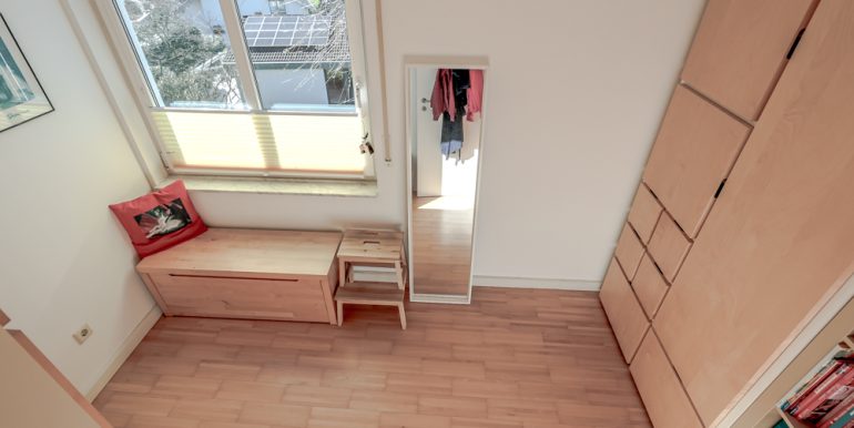 Ankleidezimmer DG