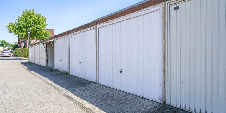 Garage Nr. 1