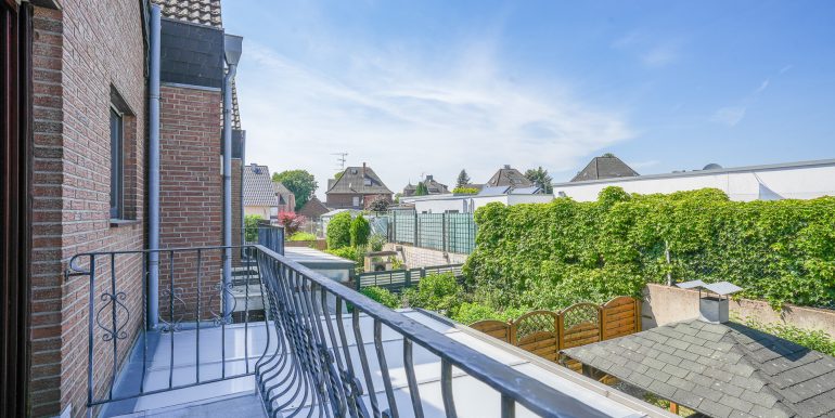 Balkon an Schlafzimmer