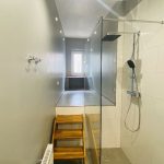 Bad mit Wellnessbereich