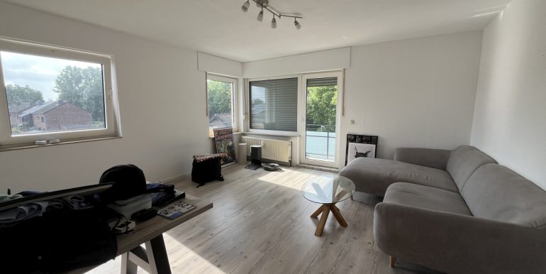 Wohn-/Esszimmer