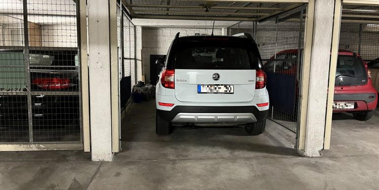 Tiefgaragenstellplatz