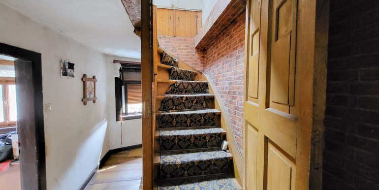 Treppe zum DG