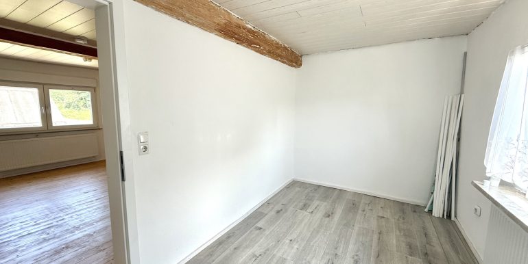OG Büro/Ankleide