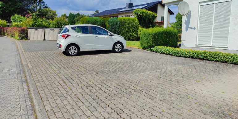 PKW-Stellplätze