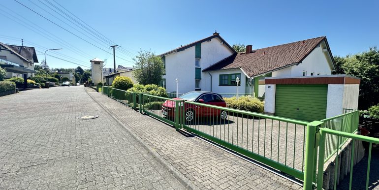 Straßenansicht
