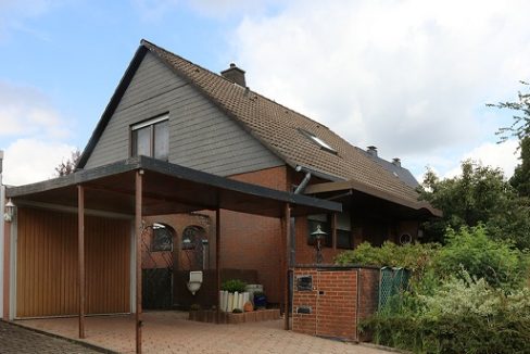 Straßenansicht