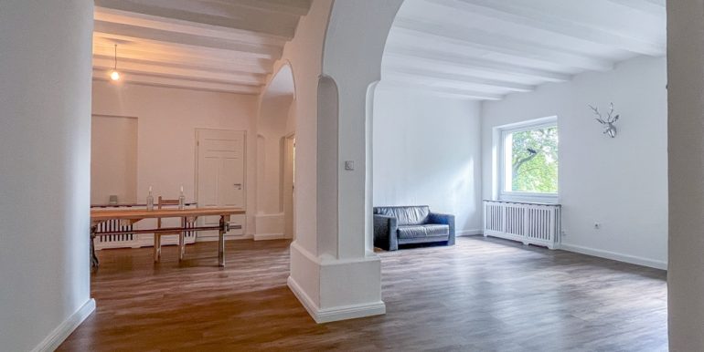 Wohn-  und  Esszimmer Wohnung 2