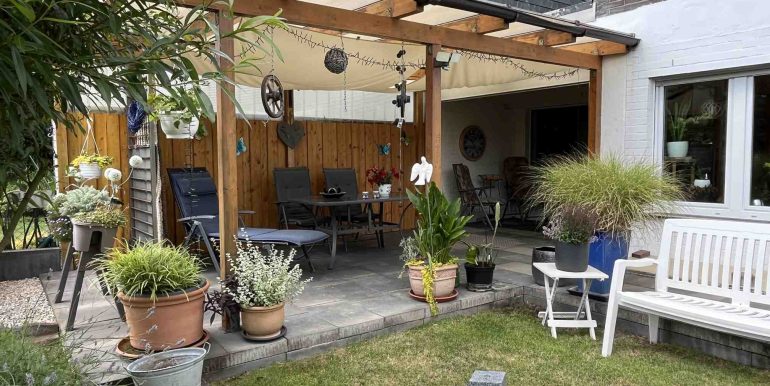 Tolle, überdachte Terrasse
