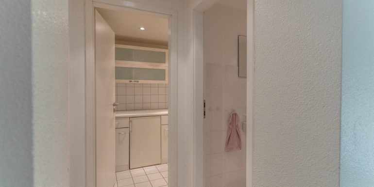 Zwischendiele vor dem WC udn der Küche