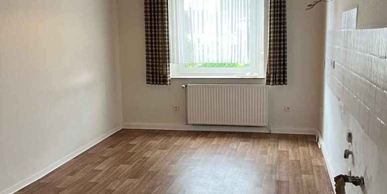 Die Küche im Obergeschoss wartet darauf in ein Kochparadies verwandelt zu werden!