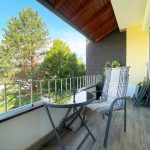 überdachter Balkon