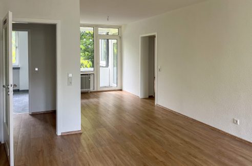 Schönes helles Wohnzimmer