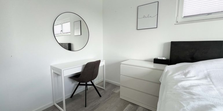 Schlafzimmer OG
