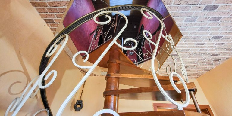 Wendeltreppe zum OG