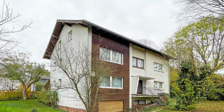 angrenzendes Wohnhaus