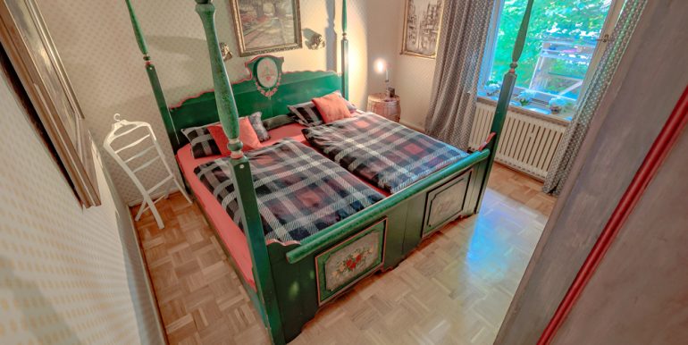Schlafzimmer EG