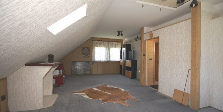 wohnlich nutzbarer Speicherraum Teilansicht 2