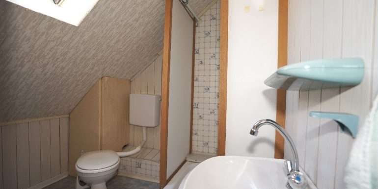 DU-WC im ausgebauten Satteldach