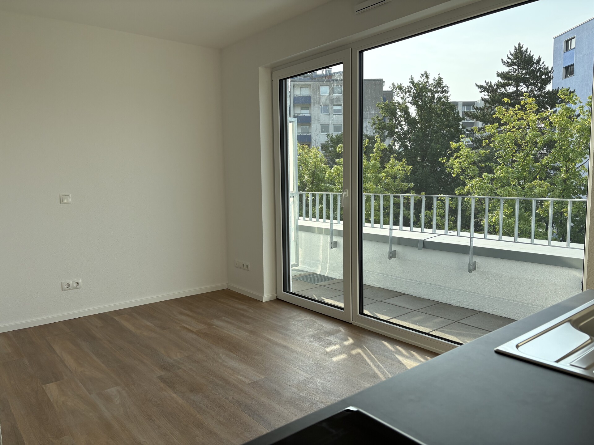 Hochwertiges Studentenapartment mit Pantryküche & Dachterrasse