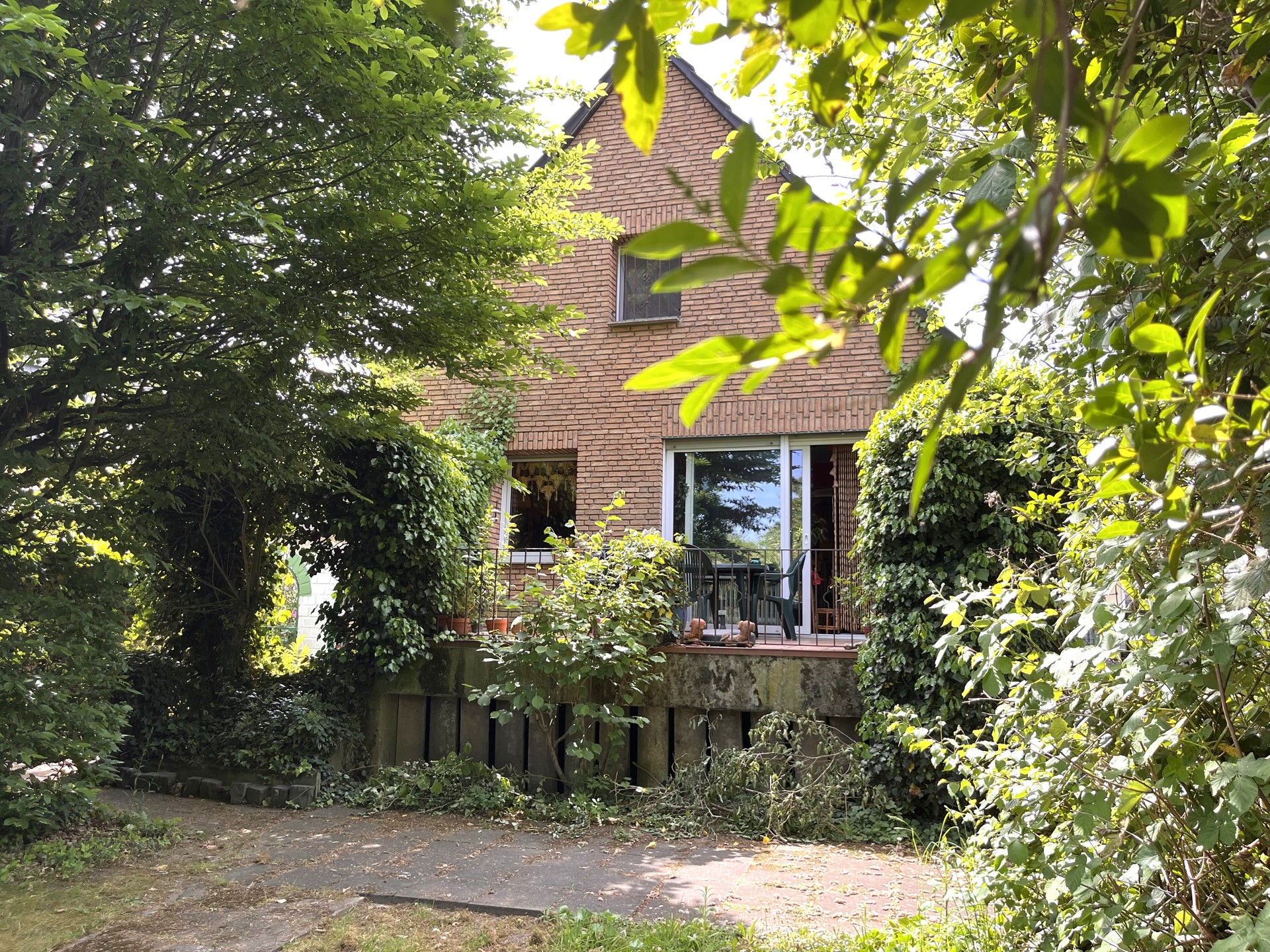 Eigentumswohnung war gestern – Ihr Schritt ins 3-Zimmer Einfamilienhaus mit Garten