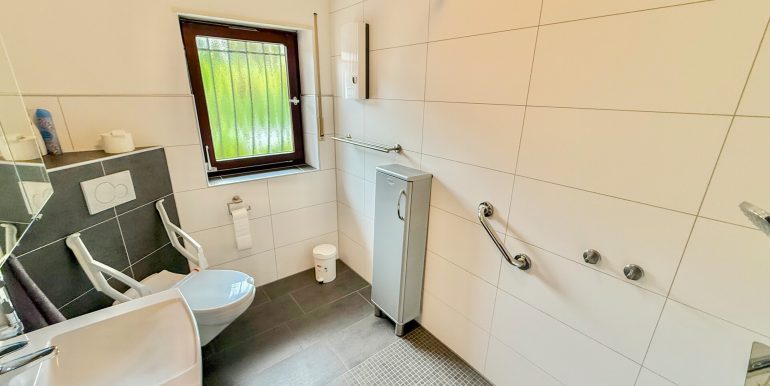 EG altersgerechtes Duschbad